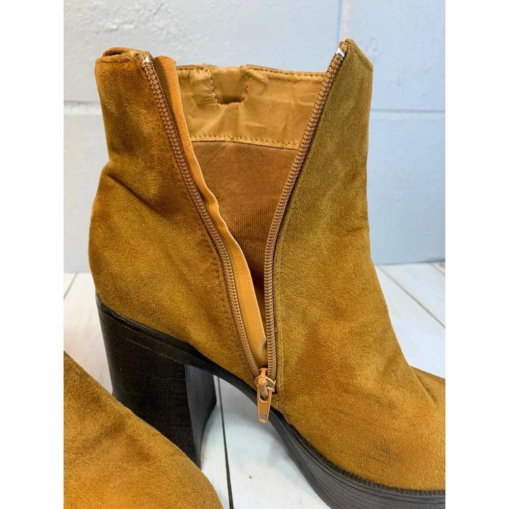 Women's Platform Chunky Heel Chelsea Ankle Boot Side Zip Faux Tan Suede Size 7